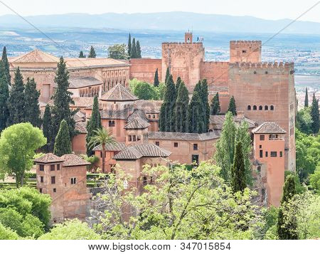 Granada, Andalusia,spain Europe - Panoramic View Of Alhambra
