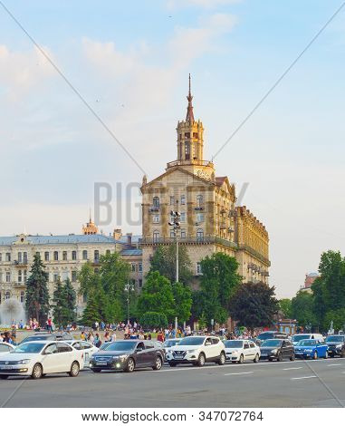 Kiev, Ukraine - May 31, 2019: Traffic Jam On A Road On Khreschatyk Street - The Main Street Of Kiev.