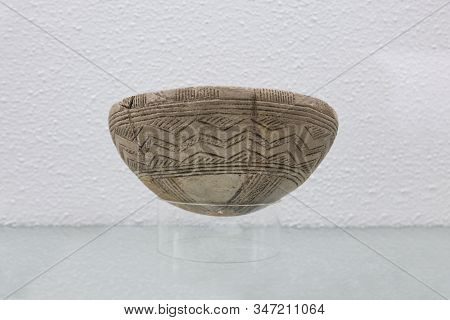 Seville, Spain - April 16th, 2019: Bowl With Bell Beaker Decoration. Archaeological Museum Of Sevill