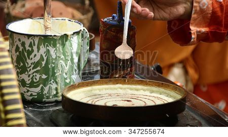 Make Leker Cakes, A Type Of Crepes, Indonesian Traditional Snacks Made From Flour With Sweet, Savory