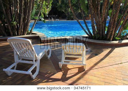 Hotelpool5