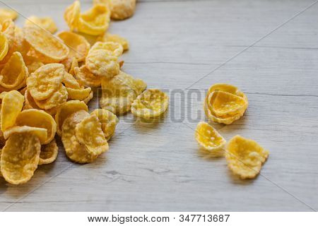 Cornflakes In A White Plate. Breakfast? Flake, Cornflake, Cereal, Breakfast, Food, Corn, Grain, Bowl