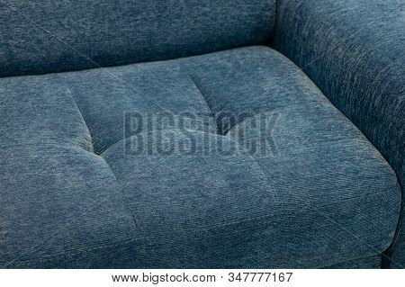 Coach-type Velours Screed Tightened With Buttons. Chesterfield Style Quilted Upholstery Backdrop Clo