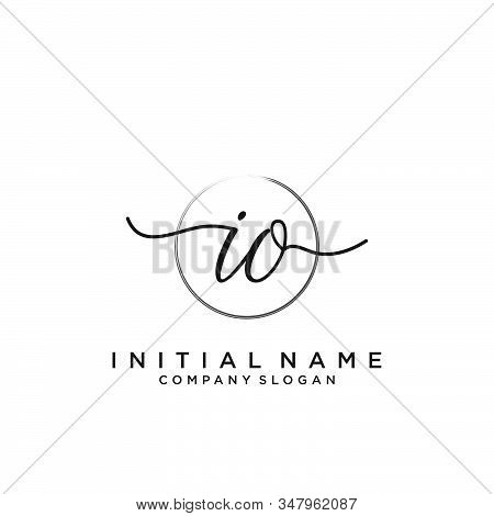 Io Initial Handwriting Logo With Circle Template Vector.