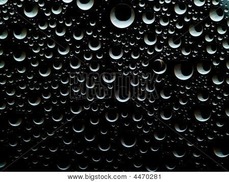 A imagem abstrata, mas apenas gotas de água normal