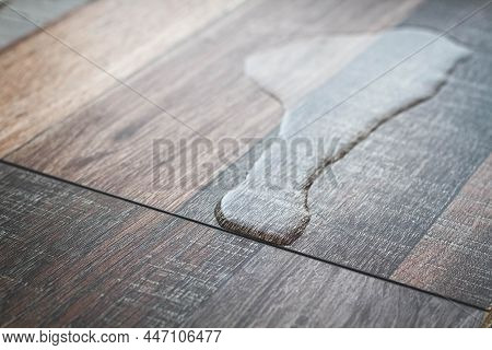 Laminate And Water. Wooden Floors Are Impervious To Moisture.