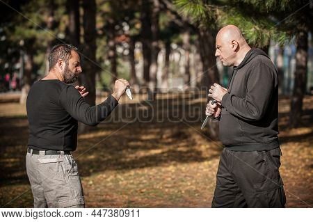 Knife Vs Knife Fight. Kapap Instructors Demonstrates Sombrada Drill Training