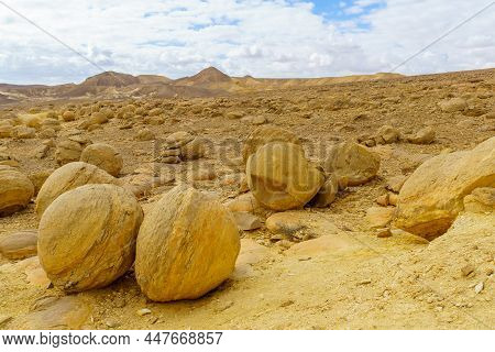 Winter View Of The Bulbs Rocks (boulders) Of Kedar Valley, Massive Eilat Nature Reserve, Southern Is