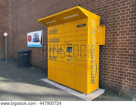 Derby Uk - January 29th 2022 - Amazon Lockers In An Alleyway. Amazon Locker Is A Self-service Packag