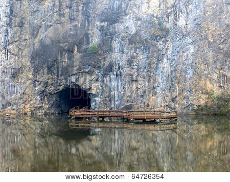 Curitiba Cave Lake Park