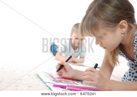 Enfants de dessin et la lecture