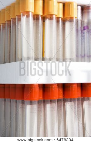 Tubes à essai en Rack