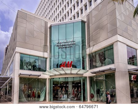 Waikiki Business Plaza