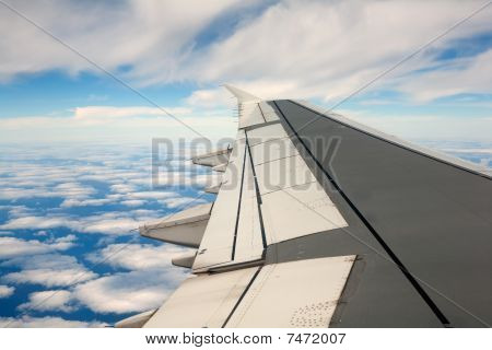 ปีกเครื่องบิน