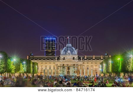 Paris - SEPTEMBER 15, 2012: Military school on September 15 in France, Paris. Military school is a popular tourist attraction in Berlin