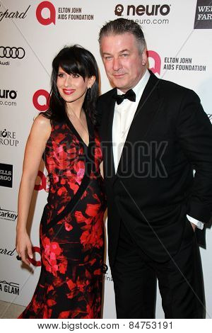 LOS ANGELES - FEB 22:  Hilaria Baldwin, Alec Baldwin at the Elton John Oscar Party 2015 at the City Of West Hollywood Park on February 22, 2015 in West Hollywood, CA