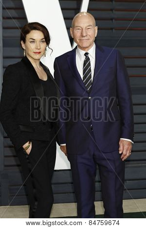 LOS ANGELES - FEB 22:  Sunny Ozell, Patrick Stewart at the Vanity Fair Oscar Party 2015 at the Wallis Annenberg Center for the Performing Arts on February 22, 2015 in Beverly Hills, CA