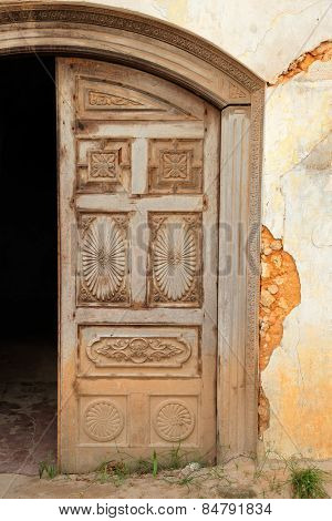 Antique, hand crafted wooden door, Stone Town, Zanzibar