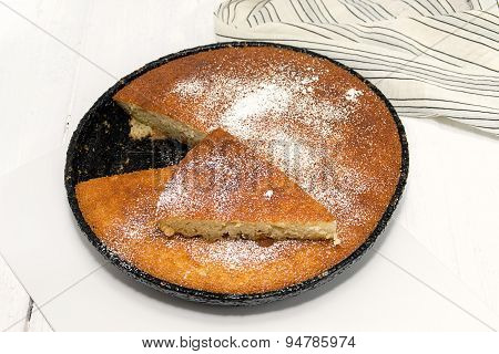 Mannik With Raisins