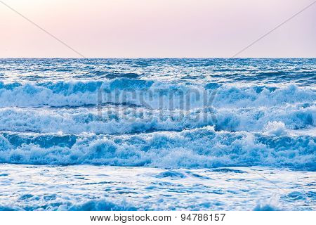 Sunset sunrise on the sea with beautiful waves