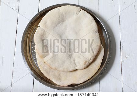 indian / pakistani / lebanese / turkish / nepali / roti / chapati / fulka / paratha / pita / naan /  bread