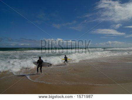 2 Surfers in esecuzione