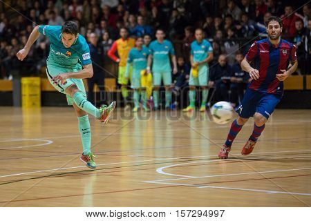 VALENCIA, SPAIN - NOVEMBER 8th: (L) Dyego during Spanish King Cup match between Levante UD FS and FC Barcelona at Cabanyal Stadium on November 8, 2016 in Valencia, Spain