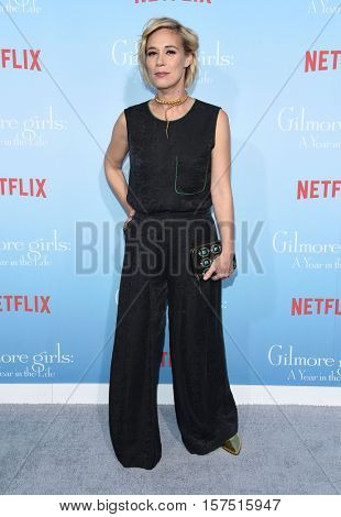 LOS ANGELES - NOV 18:  Liza Weil arrives to the Netflix's 'Gilmore Girls: A Year In The Life' Premiere on November 18, 2016 in Westwood, CA                