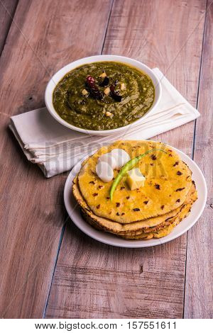 makki di roti and sarson ka saag, famous north indian food