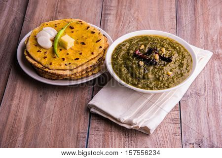 makki di roti and sarson ka saag, famous north indian food