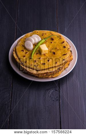 makki di roti and sarson ka saag, famous north indian food