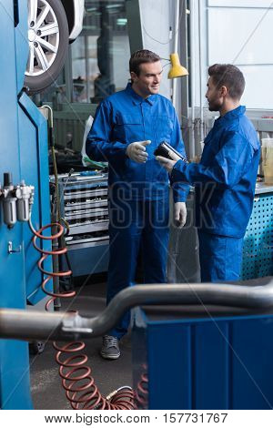 Piece of advice. Positive mechanics holdign tools and talking while going to repair car