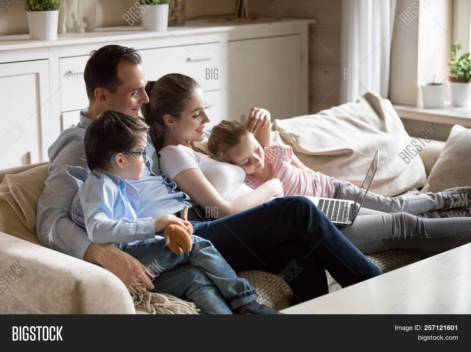 Parents Cuddle Image & Photo (Free Trial) | Bigstock