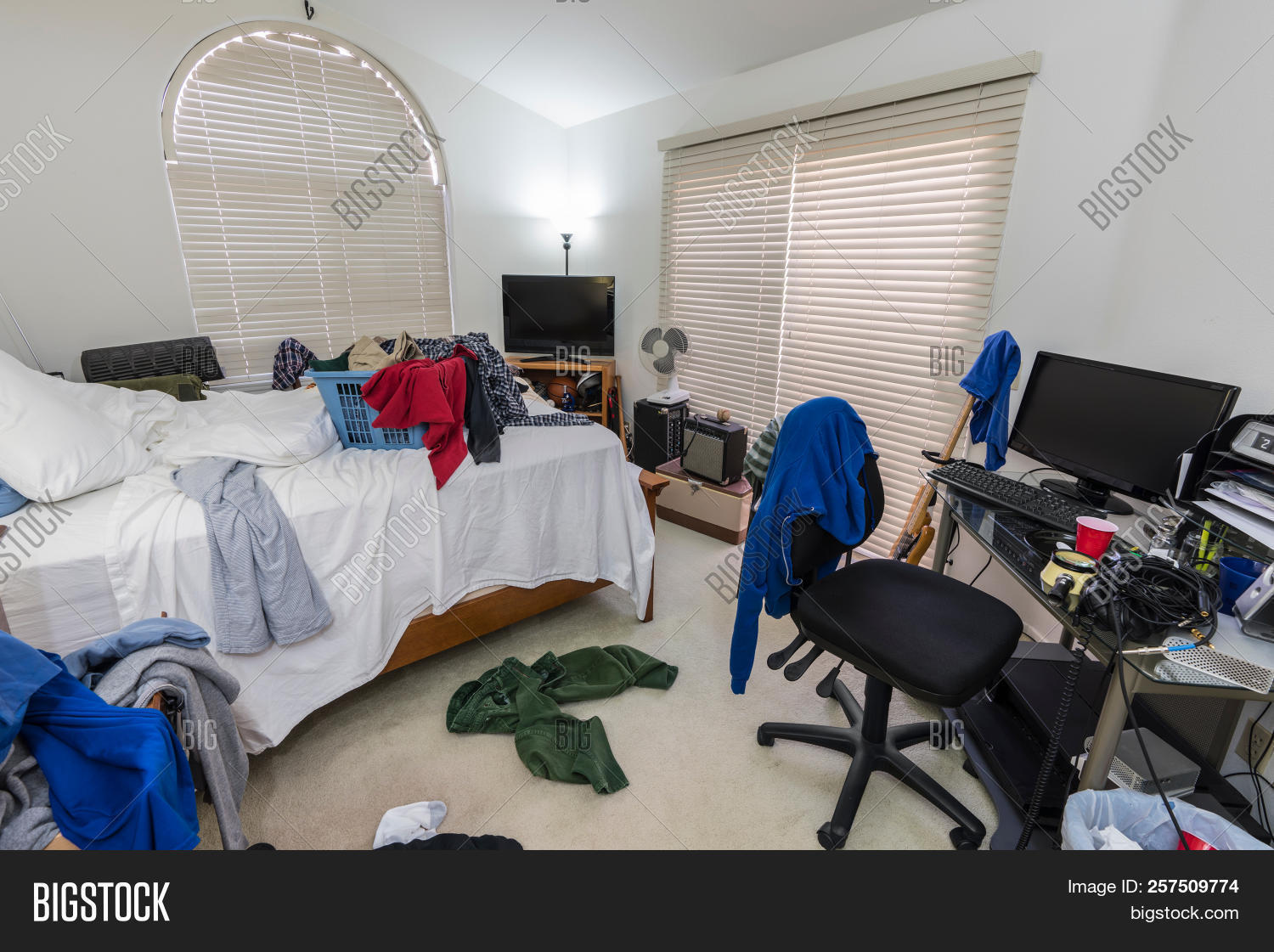 Cluttered, Messy Image & Photo (Free Trial) Bigstock