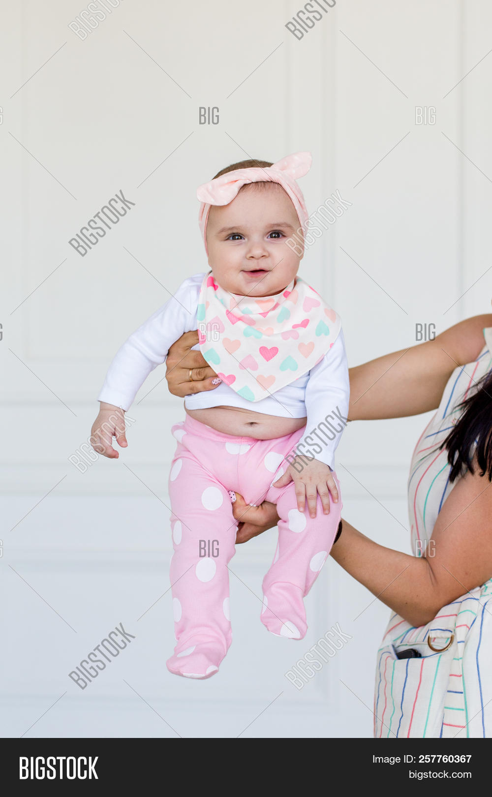 cute baby girl 6 months
