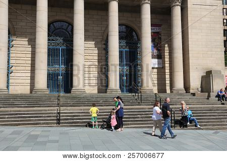 Sheffield, Uk - July 10, 2016: People Visit The City Hall (event And Concert Venue) Sheffield, Yorks