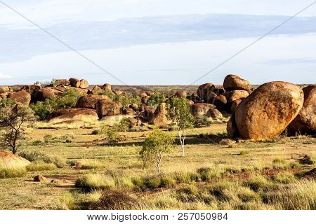 Devils Marbles (karlu Karlu) Conservation Reserve, Northern Territory, Australia