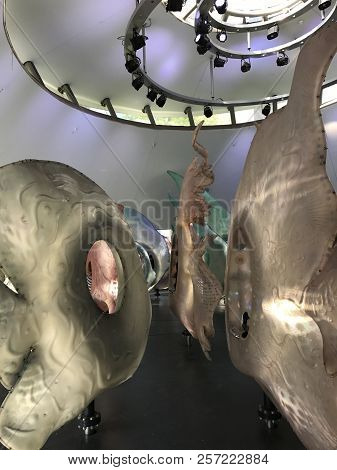 New York, Ny - Jun 9: The Seaglass Carousel At The Battery Park In New York, As Seen On Jun 9, 2018.