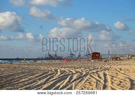 Ashdod, Israel -  August 18, 2018: Beach And Port In Ashdod On The Mediterranean Sea
