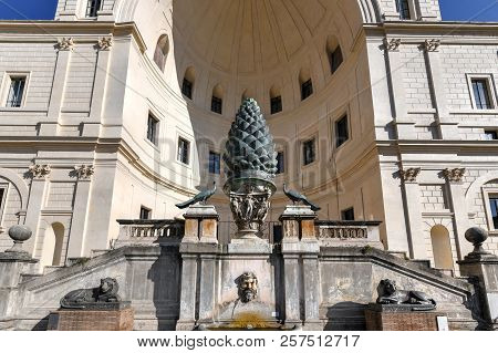 Fontana Della Pigna (or The Pine Cone, 1st Century Ad) Depicts A Giant Pine Cone - Former Roman Foun