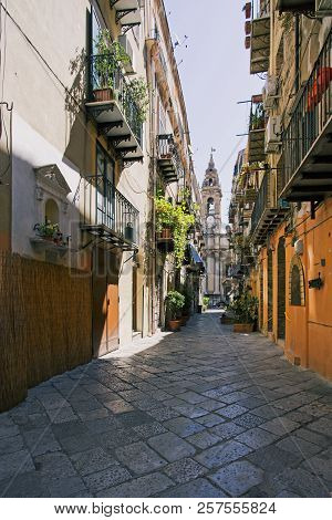 The Historic Center Of Palermo, Via Bara All'olivella