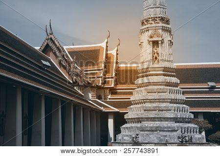 Bangkok,thailand - April 15,2018 : Wat Phra Chetupon Vimol Mongkolam Ratchaworaviharn Is Considered 