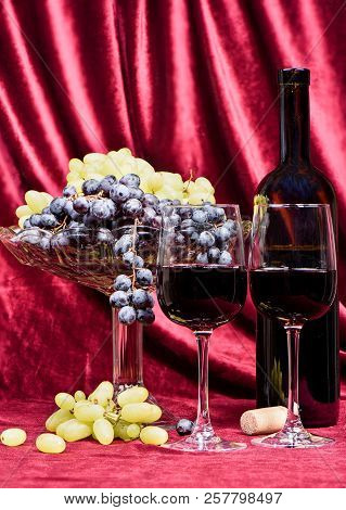 Still Life With Wine And Grapes Green And Black