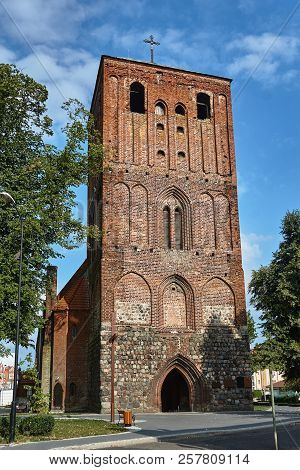 Gothic, Historic Church With A Clock Tower In Strzelce Krajenskie