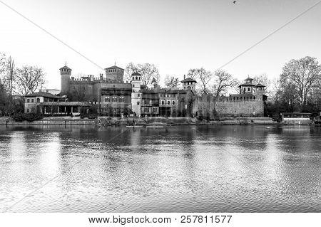 Caste Of Valentino Park, In Turin