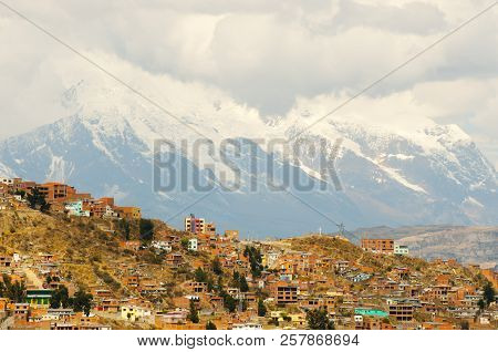 High Altitude City Of La Paz - Bolivia