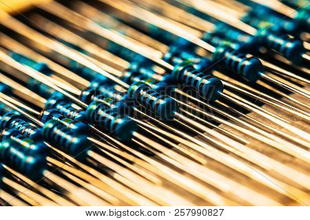 Many New Resistors Stay Together In Close-ups