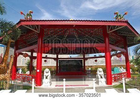 Bulacan, Ph - Oct. 16: Cherubin Gardens Chinese Gazebo On October 16, 2015 In Meycauayan, Bulacan, P