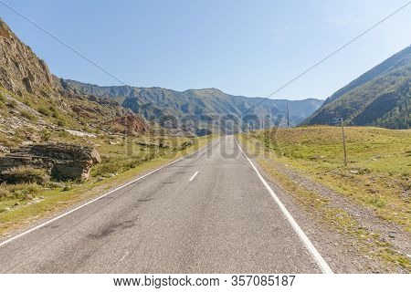 Summer In Altai Russia, Road To Altai Mountains, Beautiful Summer Viewof Altai Mountains.