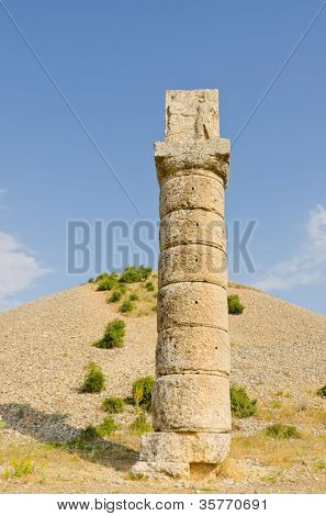  Kieffer Tumulus - colonne dorique, Turquie